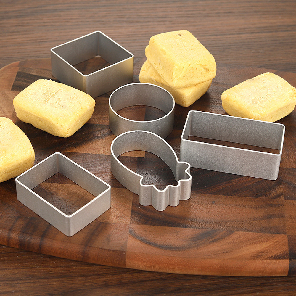 The Professional Cookie Cutters!